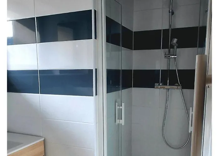 Hotell De L'eau Rousse *